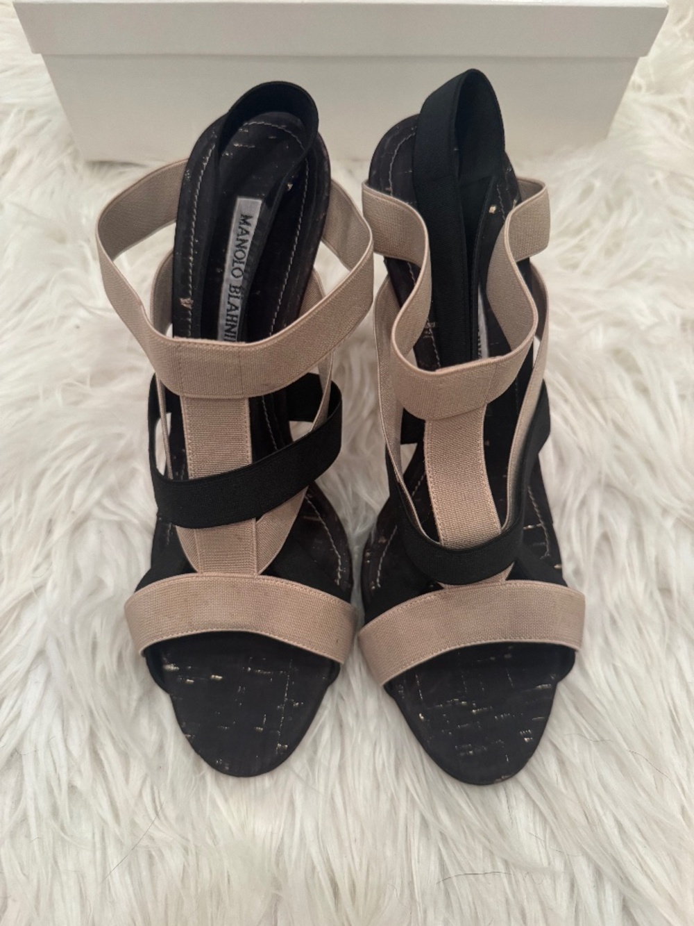 Manolo Blahnik beige Orina elastic sandals, size 39 (9)